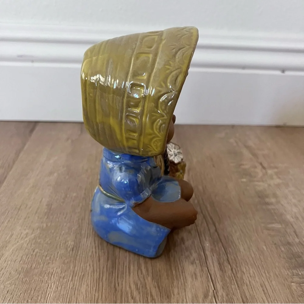 UCTCI Japan Paul Marshall Flower Girl Statuette Ceramic Figurine Vintage 1970's‎